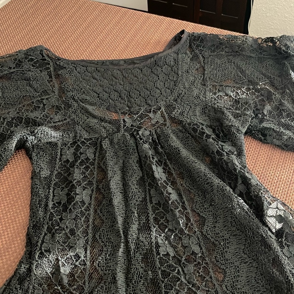 Women’s lace Roly Poly blouse, gently used- medium